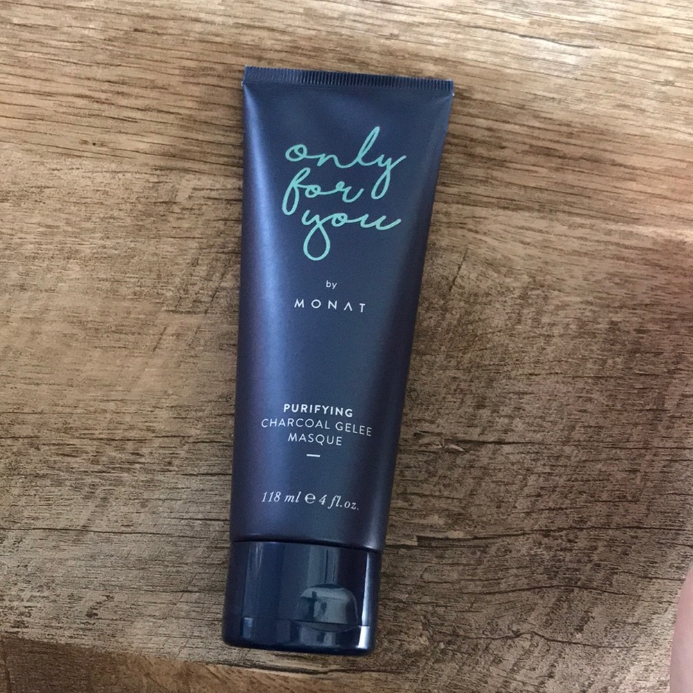 Monat Purifying Charcoal Gelee Masque